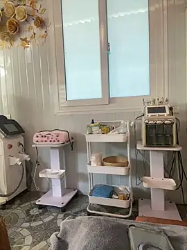 Phale2x online show from November 2025 01:16:01 AM