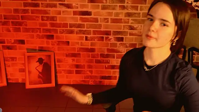 May Bloom online show from February 2026 01:11:02 PM