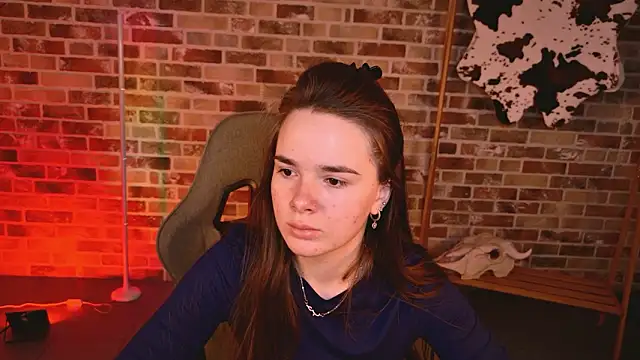 May Bloom online show from March 2026 07:02:01 AM