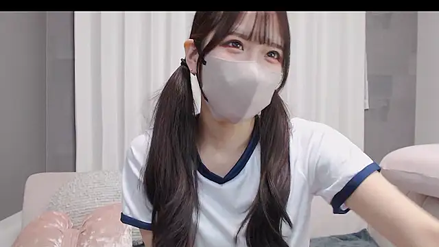 LOVE MIREI LOVE online show from November 2025 11:31:01 AM