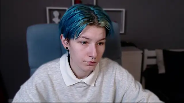 guitarandangell online show from October 2025 06:47:01 AM