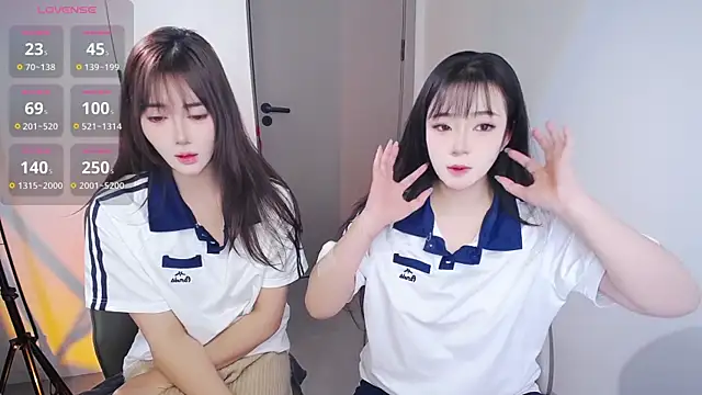 Kinadolly online show from November 2025 10:03:02 AM