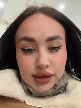 KiraSunshine online show from November 2025 03:56:02 AM