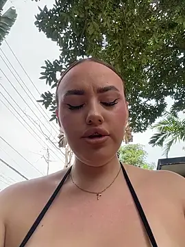 KiraSunshine online show from February 2026 04:42:01 AM