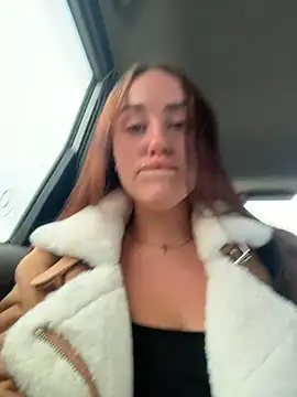 Snapshot of KiraSunshine chatting on March 2026 05:29:02 AM KiraSunshine online show from March 2026 05:29:02 AM