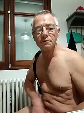 Snapshot of Sexyfab65 chatting on October 2025 05:11:02 AM Sexyfab65 online show from October 2025 05:11:02 AM