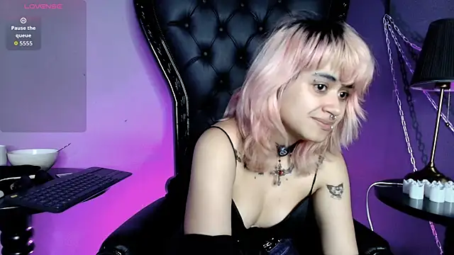 Navier   online show from May 2026 02:52:02 AM