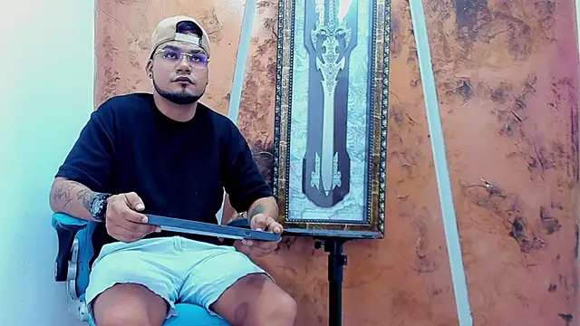 Snapshot of handsome_boys22 chatting on December 2025 09:42:02 PM handsome boys22 online show from December 2025 09:42:02 PM