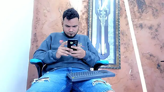 Snapshot of handsome_boys22 chatting on December 2025 07:42:02 PM handsome boys22 online show from December 2025 07:42:02 PM