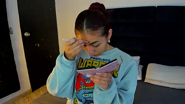 melanie roux   online show from January 2026 12:29:02 PM