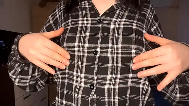 MyraLitterers online show from April 2026 04:24:01 PM