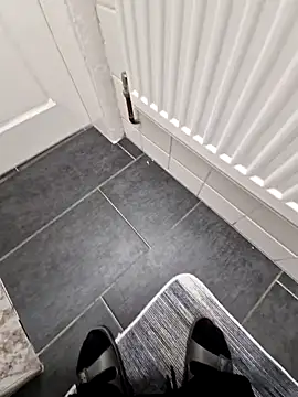 16enes16 online show from November 2025 02:16:01 PM