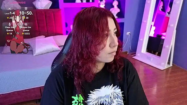 littlee red online show from May 2026 08:18:01 PM
