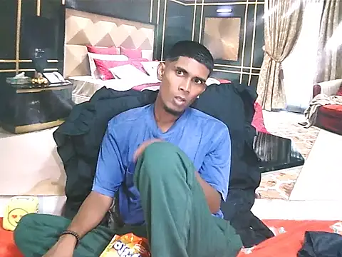 IndianThuggin online show from May 2026 12:39:01 AM