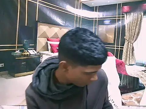 IndianThuggin online show from June 2026 10:12:01 PM