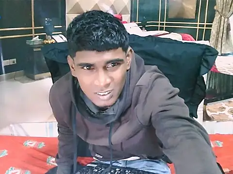 IndianThuggin online show from June 2026 10:40:02 PM