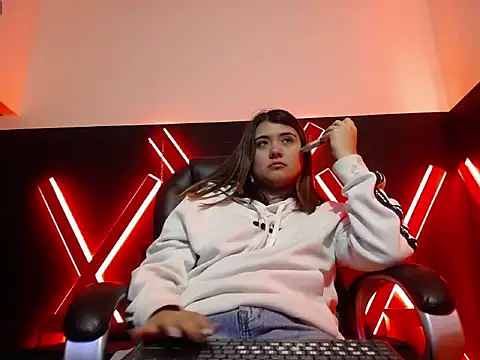  jeessy online show from February 2026 02:43:01 AM