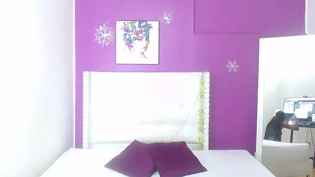 innocent sexybaby online show from November 2025 03:50:02 AM