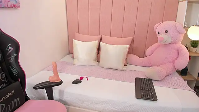 dulce morbida online show from December 2025 09:41:02 PM