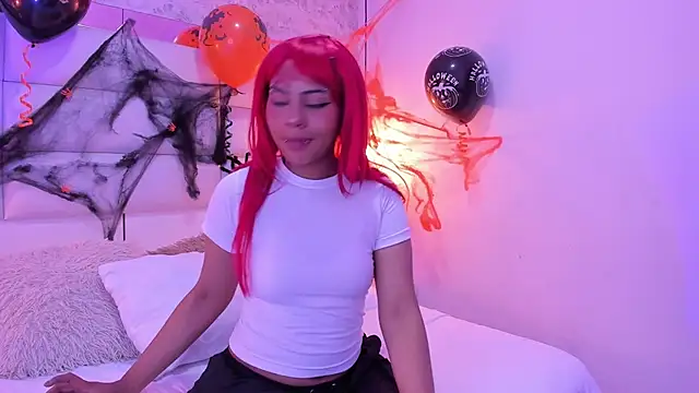 Snapshot of Sofia_clk chatting on October 2025 04:02:02 AM Sofia clk online show from October 2025 04:02:02 AM