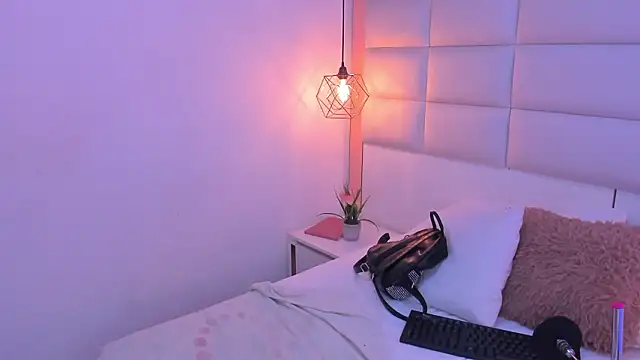 Snapshot of Sofia_clk chatting on January 2026 03:01:01 AM Sofia clk online show from January 2026 03:01:01 AM