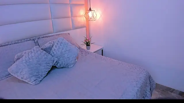 Sofia clk online show from April 2026 03:10:01 AM