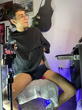 lukaOnline  online show from October 2025 03:14:01 AM