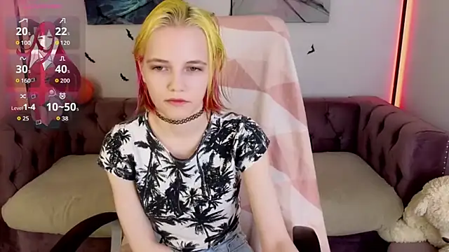 Snapshot of MitaSide chatting on October 2025 08:20:01 PM MitaSide online show from October 2025 08:20:01 PM