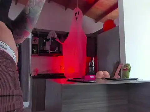 Snapshot of valeriahornier chatting on October 2025 06:07:02 PM valeriahornier online show from October 2025 06:07:02 PM