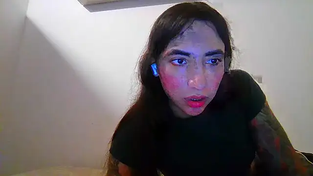 valeriahornier online show from July 2026 12:02:02 AM