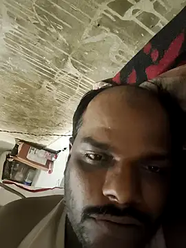 RNlov online show from February 2026 11:31:02 PM