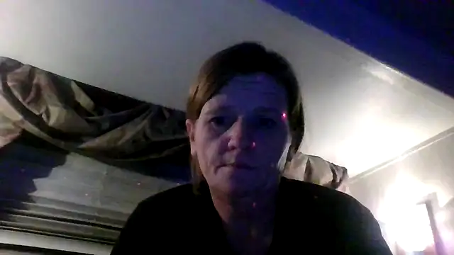 EazyEMLXL online show from October 2025 08:55:02 AM