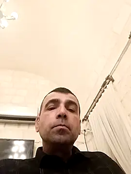 Snapshot of Bugattiveyron1 chatting on November 2025 06:40:01 PM Bugattiveyron1 online show from November 2025 06:40:01 PM