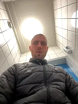 Rotteei1 online show from November 2025 01:01:02 PM