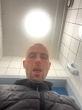 Rotteei1 online show from November 2025 12:37:02 PM