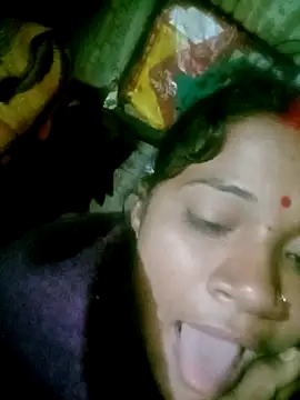 Snapshot of Hot_cauple_indian chatting on February 2026 12:04:02 AM Hot cauple indian online show from February 2026 12:04:02 AM