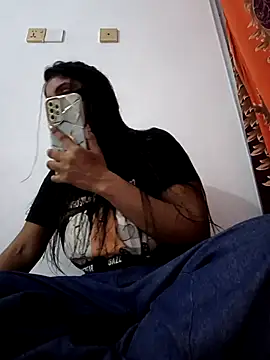 Hot Angle online show from May 2026 02:33:01 PM