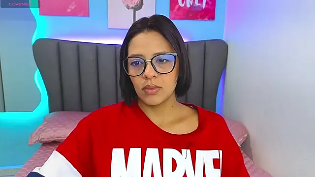 Aria Russo online show from December 2025 02:36:02 PM