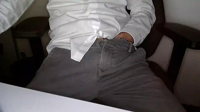 topg84 online show from April 2026 05:25:01 PM