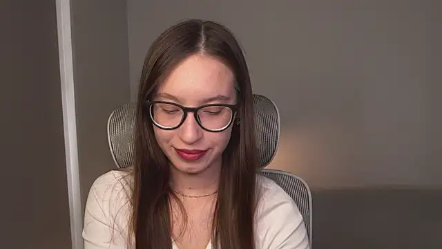 WhyEmmyCry online show from May 2026 05:56:02 AM