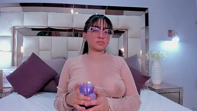 afroditablake online show from October 2025 03:42:02 AM