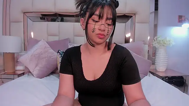 afroditablake online show from October 2025 03:52:02 AM