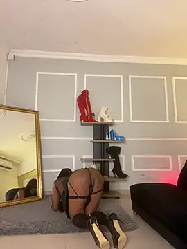 IsabellaDarrell ts online show from April 2026 03:07:02 PM