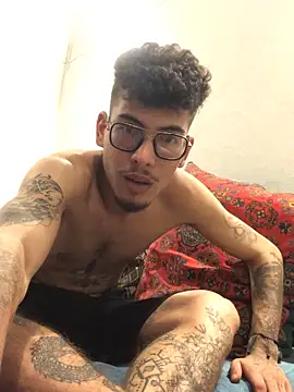 Snapshot of tian_doyt69 chatting on February 2026 03:07:01 AM tian doyt69 online show from February 2026 03:07:01 AM