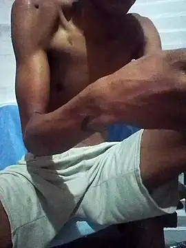 Estebanbigcock23 online show from November 2025 10:31:01 PM