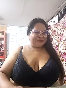 celeste122595 online show from November 2025 03:45:02 AM