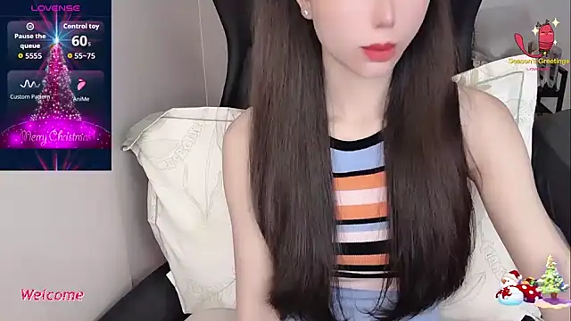 Snapshot of -Alicee- chatting on December 2025 07:17:01 AM -Alicee- online show from December 2025 07:17:01 AM