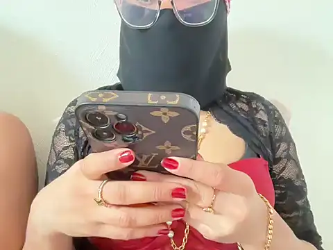 Snapshot of manesa1 chatting on January 2026 11:49:01 AM manesa1 online show from January 2026 11:49:01 AM