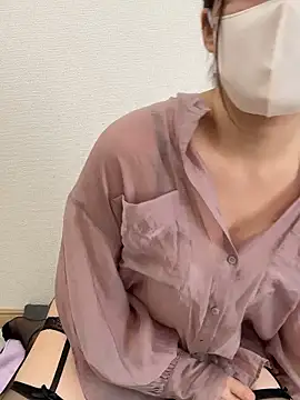 Snapshot of Rui_87 chatting on November 2025 01:38:02 AM Rui 87 online show from November 2025 01:38:02 AM