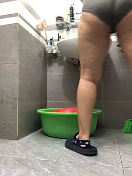 HinayLa online show from February 2026 11:19:02 PM